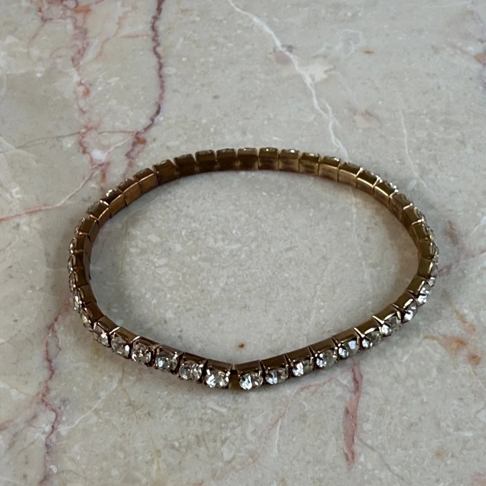 Elegant Crystal Bracelet